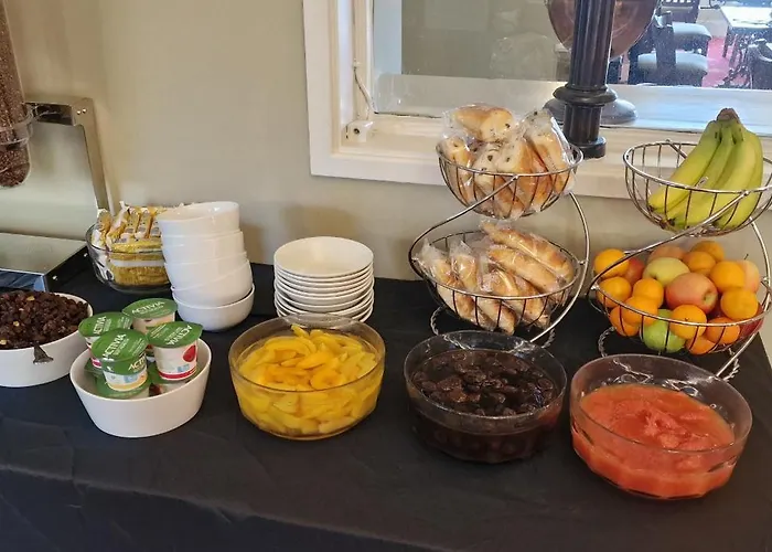 White Horse Farm 3* Pickering