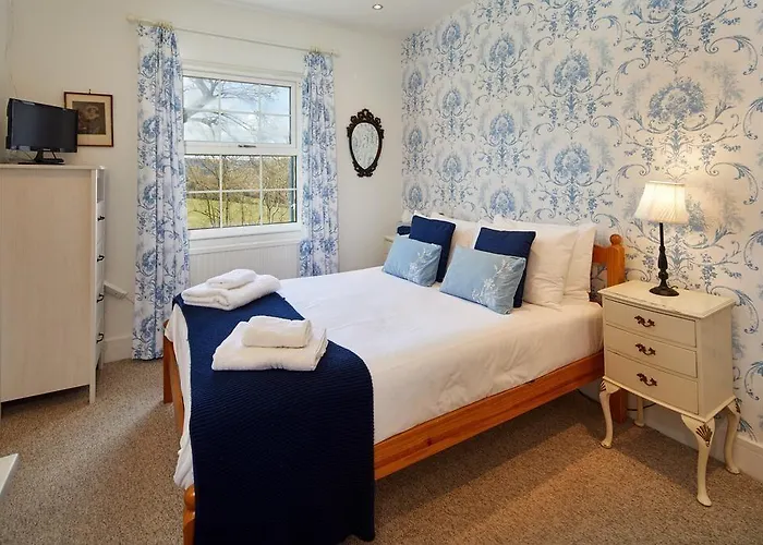 White Horse Farm Hotel 3*