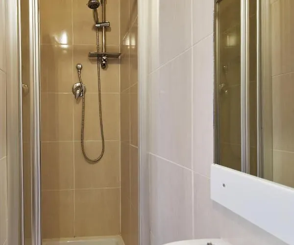 Hotel White Horse Farm 3*