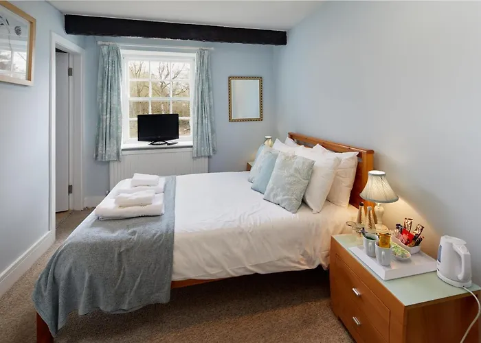 White Horse Farm Hotel 3*